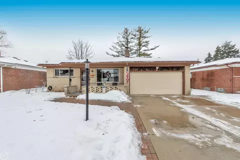 12958 Whitfield, Sterling Heights, MI 48312