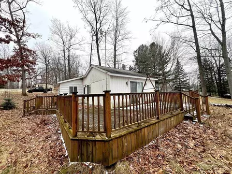3449 Lakeview, Harrison, MI 48625 photo 3