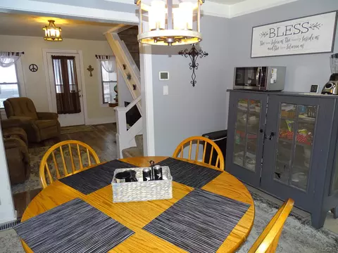 720 Clinton, Adrian, MI 49221 photo 8
