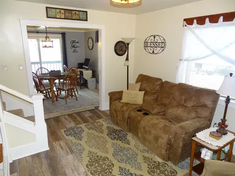 720 Clinton, Adrian, MI 49221 photo 3