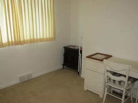 1124 Dowling Pl, Owosso, MI 48867 photo 9