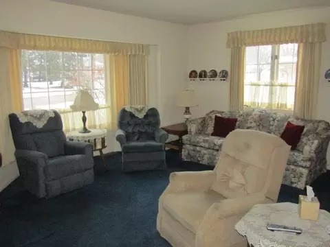 1124 Dowling Pl, Owosso, MI 48867 photo 5