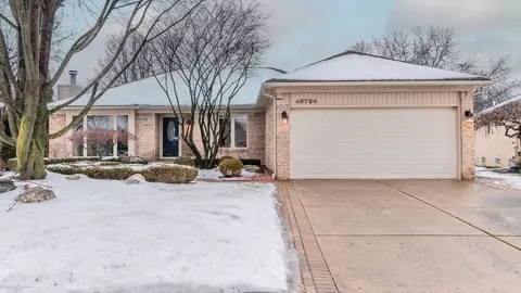 46794 Springhill, Shelby Township, MI 48317