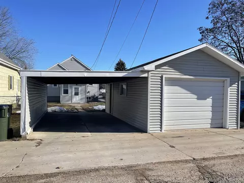 Exterior - 533 N 20th, Escanaba, MI 49829 photo 3 of 5