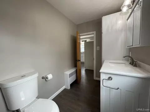 Bath - 533 N 20th, Escanaba, MI 49829 photo 1 of 2