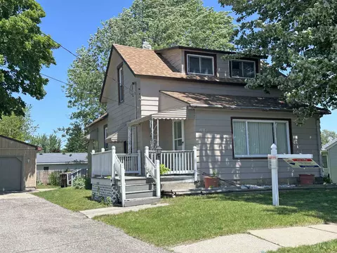 1010 W Broad, Chesaning, MI 48616
