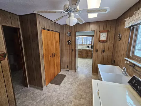 2827 E Kawkawlin Riv, Kawkawlin, MI 48631 photo 24