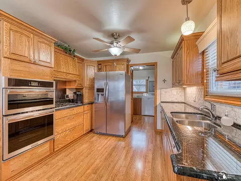 2428 Fairview, Monroe, MI 48162 photo 3