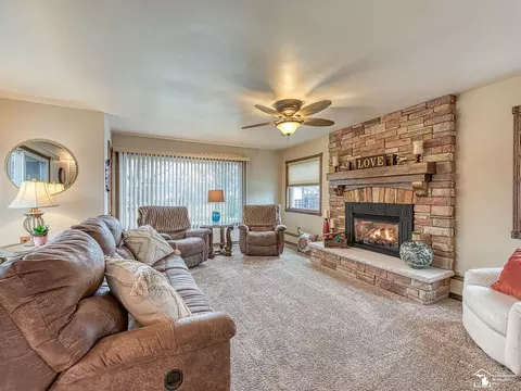2428 Fairview, Monroe, MI 48162 photo 2
