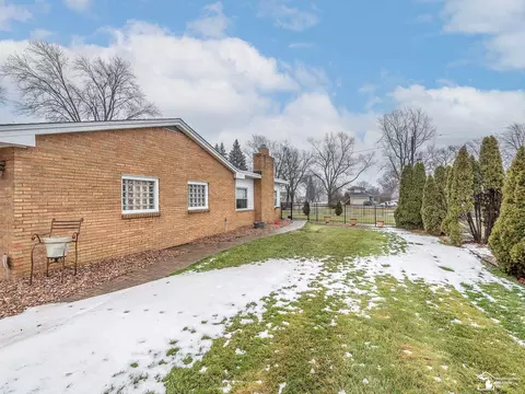 2428 Fairview, Monroe, MI 48162 photo 33