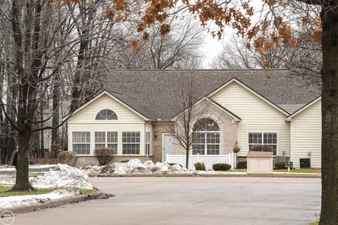 36230 Abbey, Westland, MI 48185