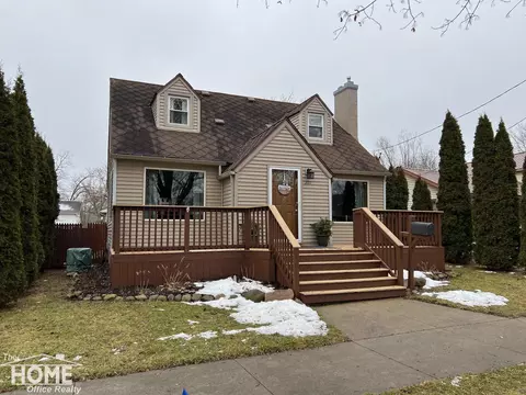 309 W State, Corunna, MI 48817
