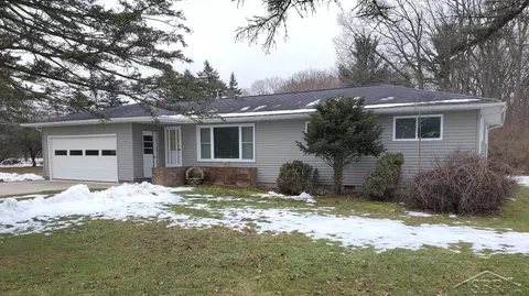 16605 Doyle, Hemlock, MI 48626 photo 2