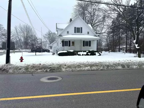 605 W Saginaw, Hemlock, MI 48626