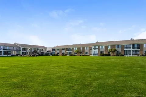 1660 River #35, Marysville, MI 48040