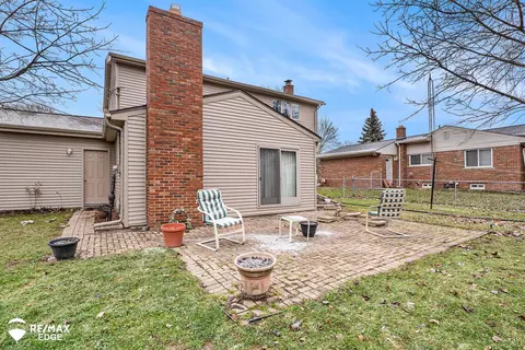 Exterior - 315 Delzingro, Davison, MI 48423 photo 6 of 10