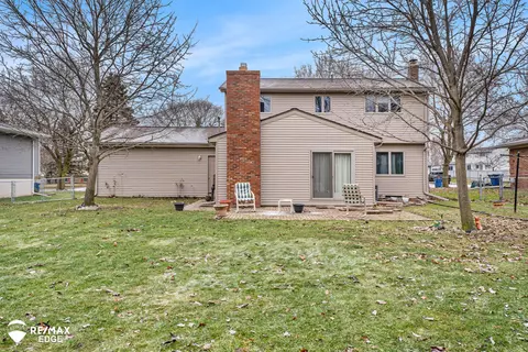Exterior - 315 Delzingro, Davison, MI 48423 photo 7 of 10