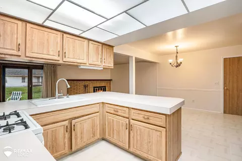 Kitchen - 315 Delzingro, Davison, MI 48423 photo 1 of 4