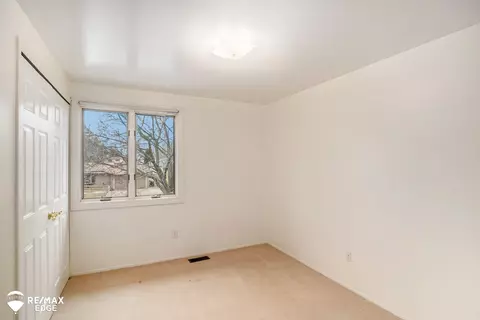 Other - 315 Delzingro, Davison, MI 48423 photo 6 of 11