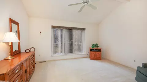 16929 Boulder, Macomb, MI 48042 photo 21