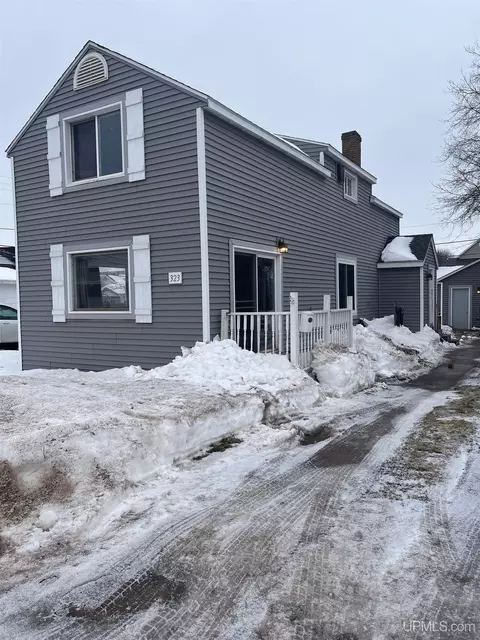 323 S First, Ishpeming, MI 49849