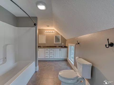 6590 Bluebush, Monroe, MI 48162 photo 32