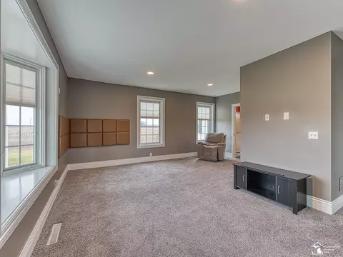 6590 Bluebush, Monroe, MI 48162 photo 16