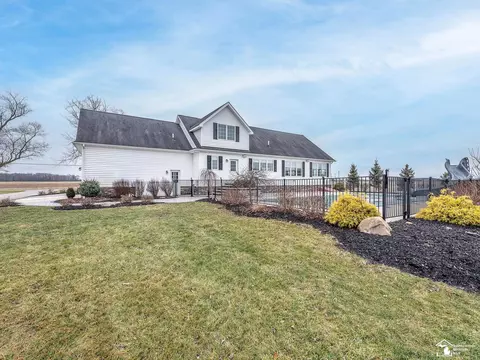 6590 Bluebush, Monroe, MI 48162 photo 59