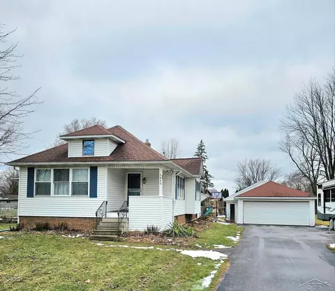4600 Weiss, Saginaw, MI 48603