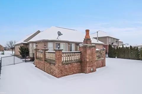 16129 Bishopsgate, Macomb, MI 48044 photo 32