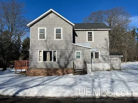 5144 5th Ave, Norway, MI 49892