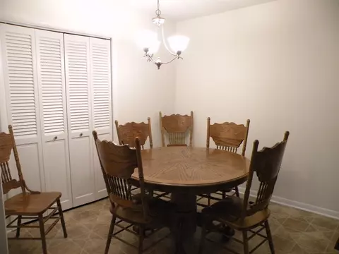 Dining - 710 Stevens, Owosso, MI 48867 photo 2 of 2