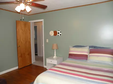 Bedroom - 710 Stevens, Owosso, MI 48867 photo 7 of 8