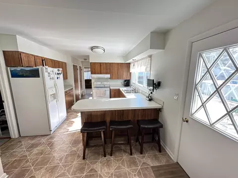 Kitchen - 710 Stevens, Owosso, MI 48867 photo 2 of 3