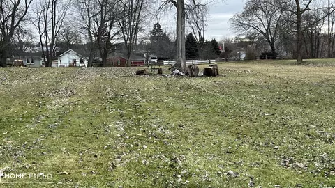 Vl Cross, Owosso, MI 48867