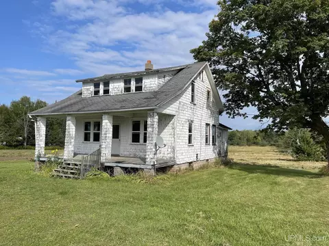 14947 Bellaire, Baraga, MI 49908