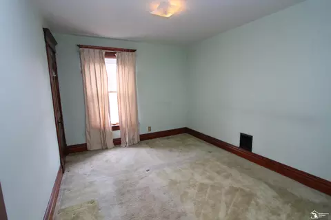 814 E 2nd, Monroe, MI 48161 photo 17