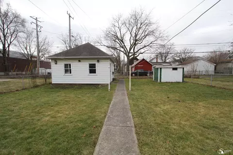 814 E 2nd, Monroe, MI 48161 photo 27