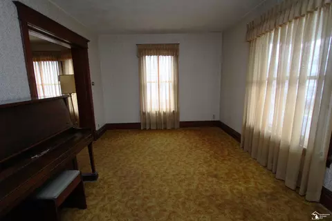 814 E 2nd, Monroe, MI 48161 photo 6