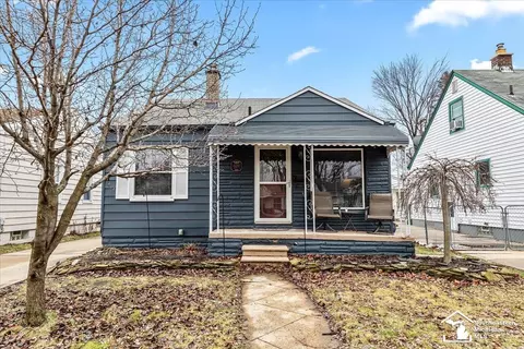 13285 Venness, Southgate, MI 48195