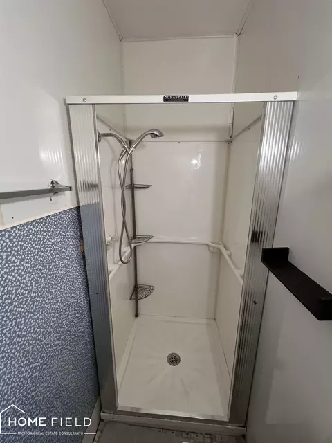 Bath - 520 S Cedar, Owosso, MI 48867 photo 2 of 3