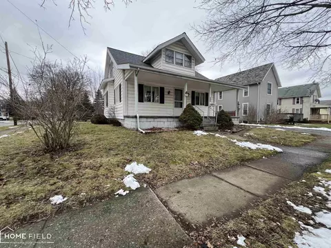Exterior - 520 S Cedar, Owosso, MI 48867 photo 2 of 7