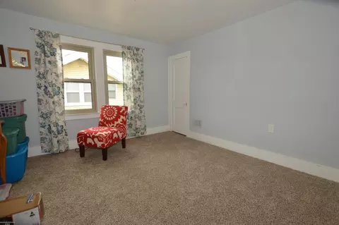 Bedroom - 22487 Boulder, Eastpointe, MI 48021 photo 5 of 10