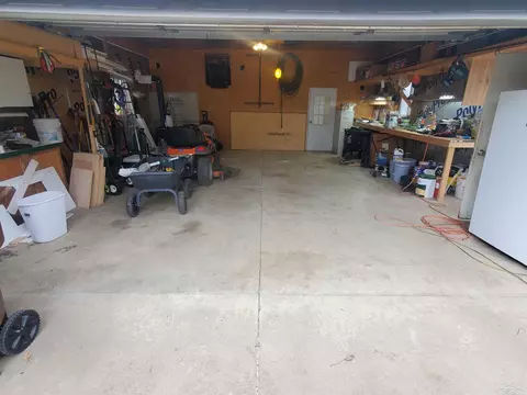Exterior - 10900 S Francis, Dewitt, MI 48820 photo 2 of 6