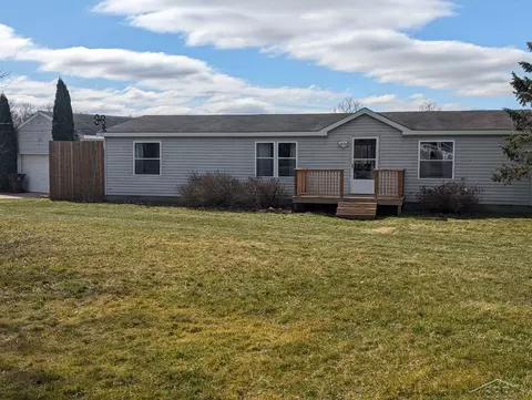 Exterior - 10900 S Francis, Dewitt, MI 48820 photo 6 of 6