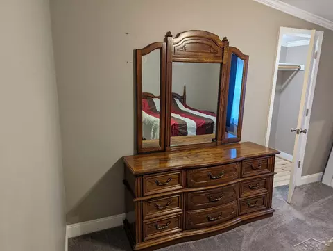 Bedroom - 10900 S Francis, Dewitt, MI 48820 photo 4 of 5