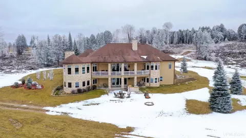 14130 1325, Garden, MI 49835