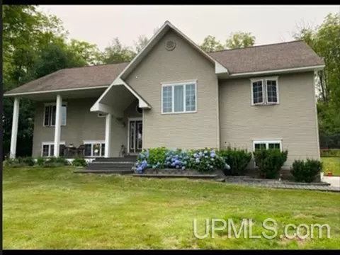 43235 Lehtola, Chassell, MI 49916