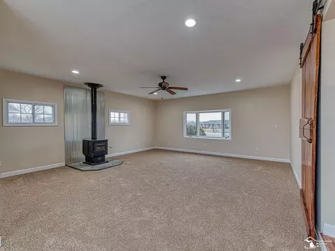 Living - 1058 E Temperance Rd, Temperance, MI 48182 photo 2 of 6