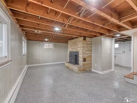 Other - 1058 E Temperance Rd, Temperance, MI 48182 photo 6 of 9